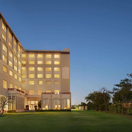 Ramada By Wyndham Jaipur Jaisinghpura Hotel Luaran gambar