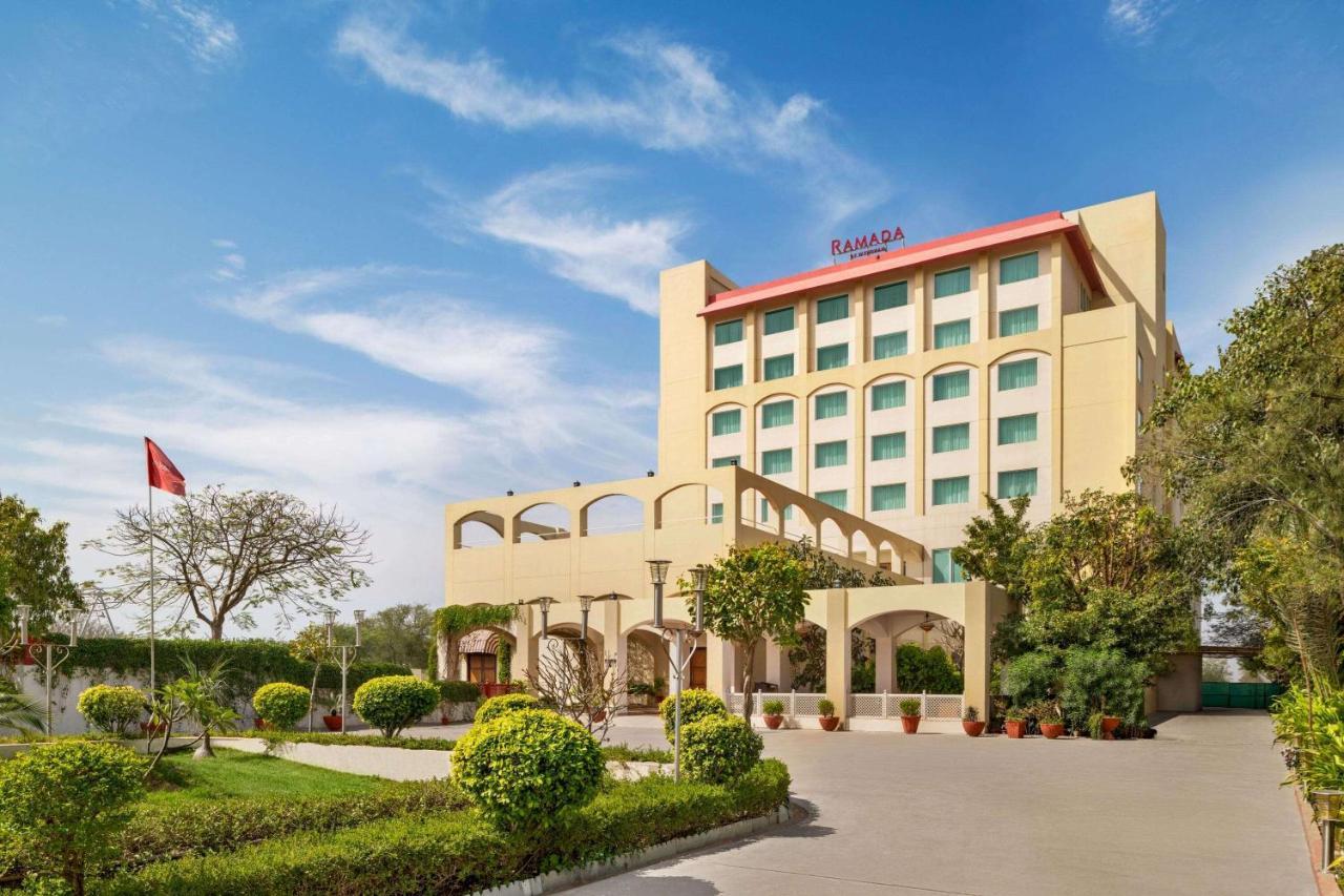 Ramada By Wyndham Jaipur Jaisinghpura Hotel Luaran gambar