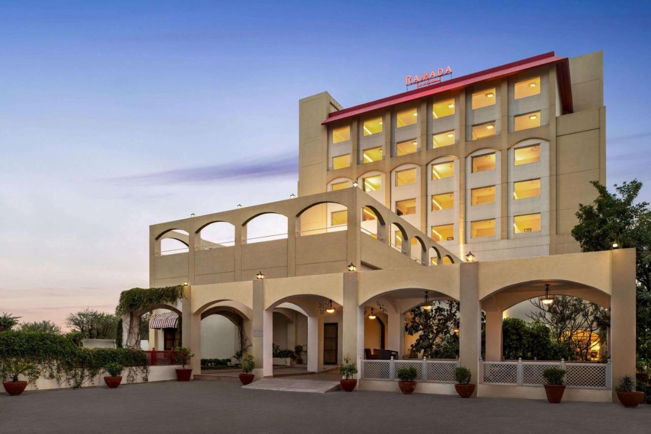 Ramada By Wyndham Jaipur Jaisinghpura Hotel Luaran gambar