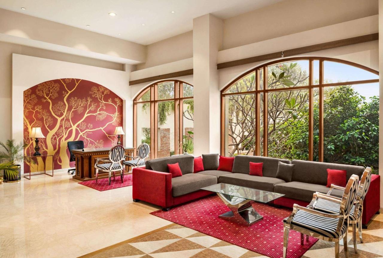Ramada By Wyndham Jaipur Jaisinghpura Hotel Luaran gambar