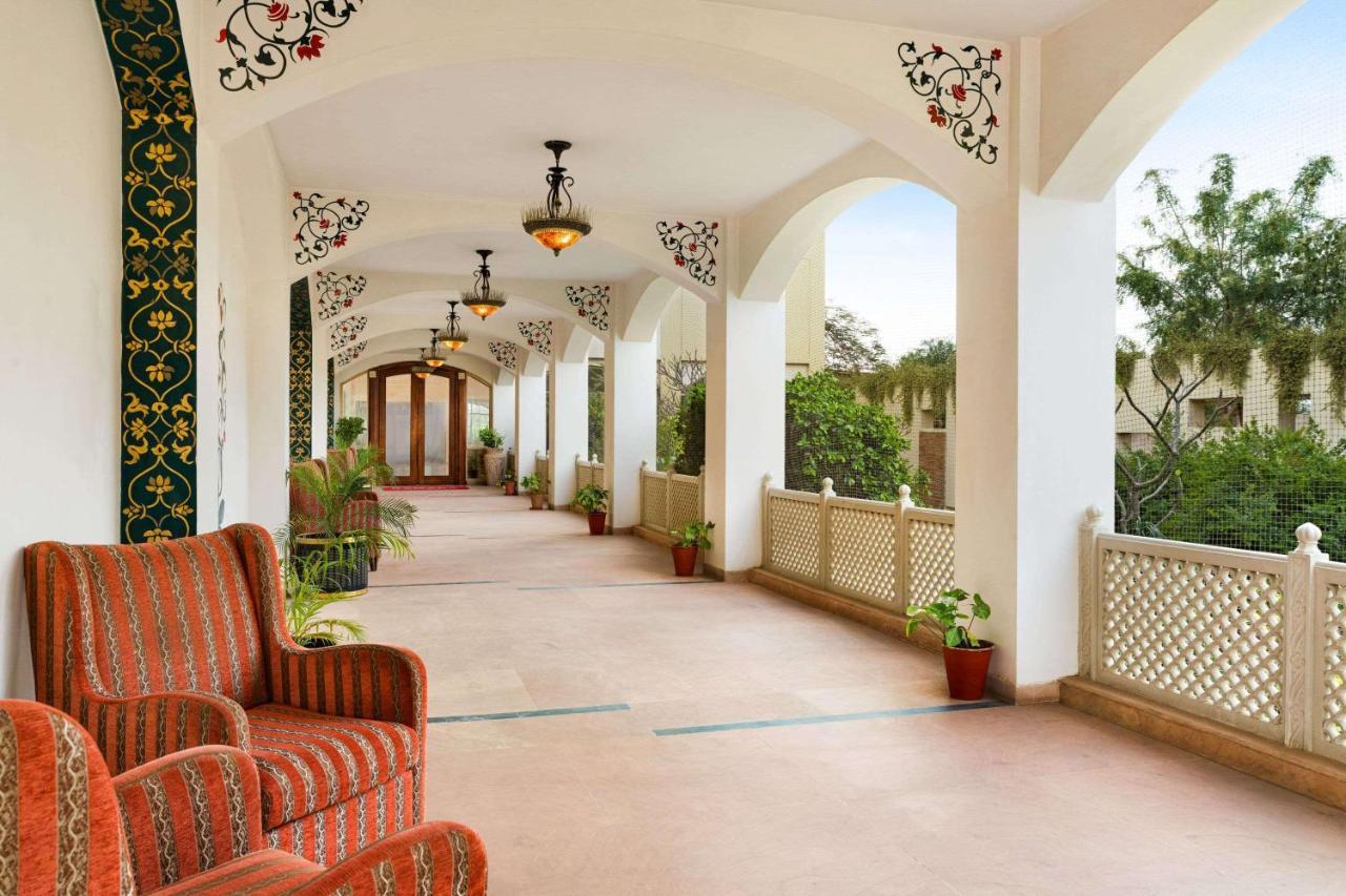Ramada By Wyndham Jaipur Jaisinghpura Hotel Luaran gambar