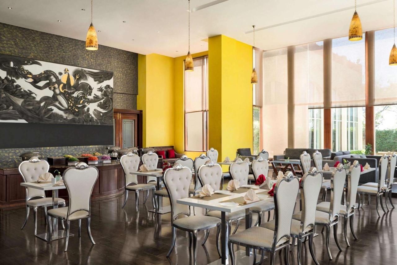 Ramada By Wyndham Jaipur Jaisinghpura Hotel Luaran gambar