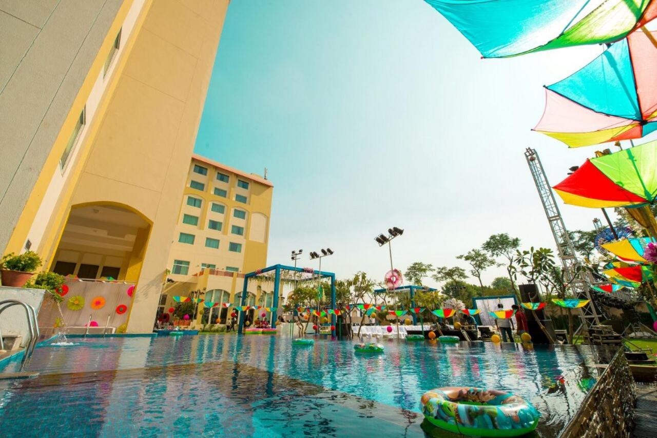 Ramada By Wyndham Jaipur Jaisinghpura Hotel Luaran gambar